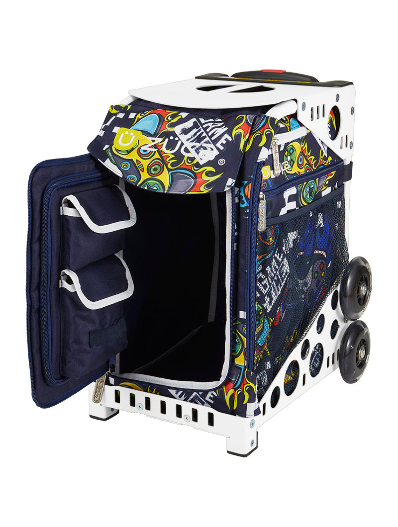 Game Time Sport + Lunchbox - White_frame_flashing_wheels
